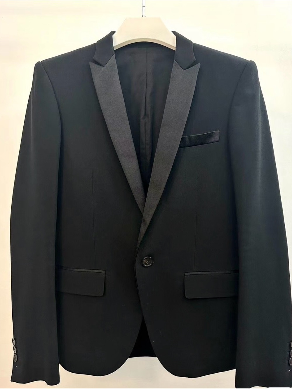 Balmain Black Single-Button Shawl Lapel Tuxedo Blazer